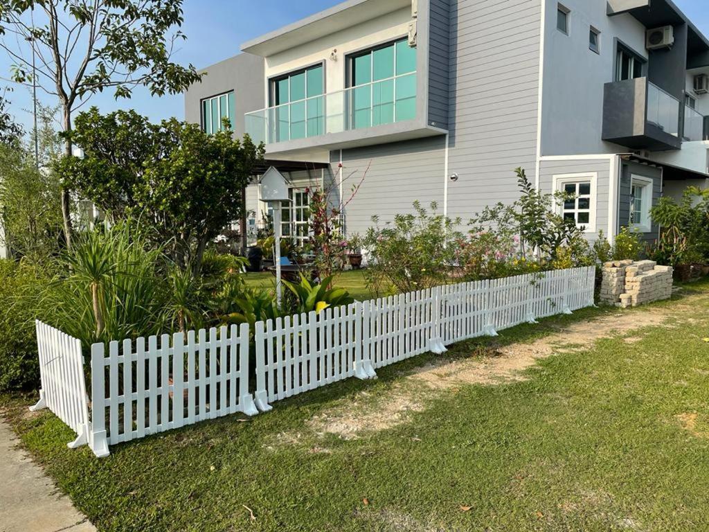 Vila Casa View Cybersouth Kampung Dengkil Exteriér fotografie