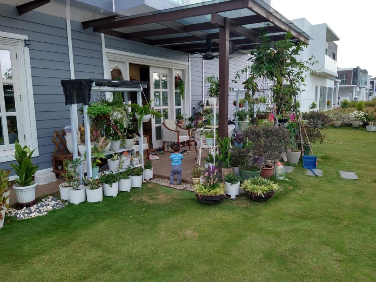 Vila Casa View Cybersouth Kampung Dengkil Exteriér fotografie