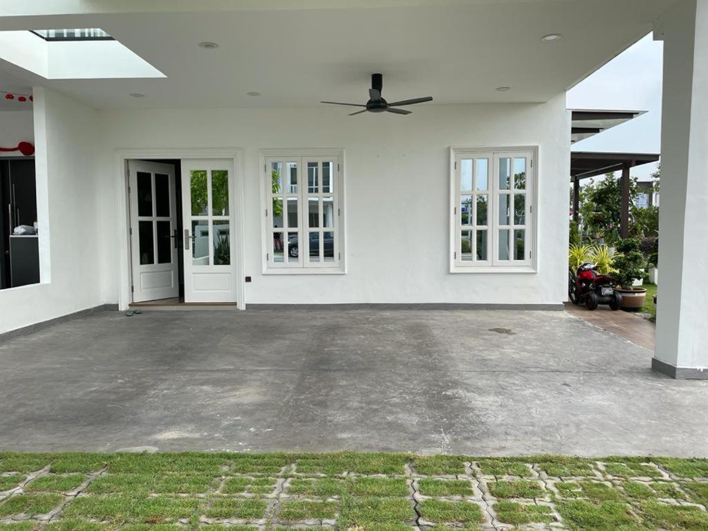 Vila Casa View Cybersouth Kampung Dengkil Exteriér fotografie